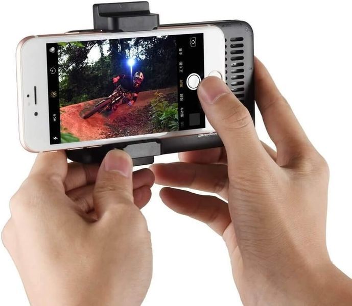 Світлодіодний відеоліхтар Godox LEDM150 для смартфона з тримачем 1246 фото